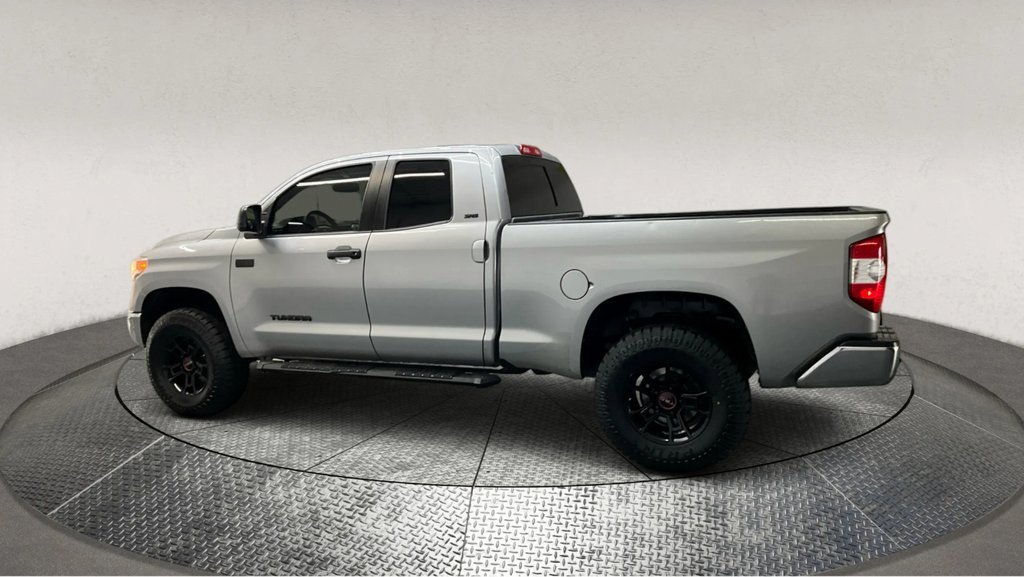 Used 2016 Toyota Tundra SR5 w/ SR5 Upgrade Package image 5