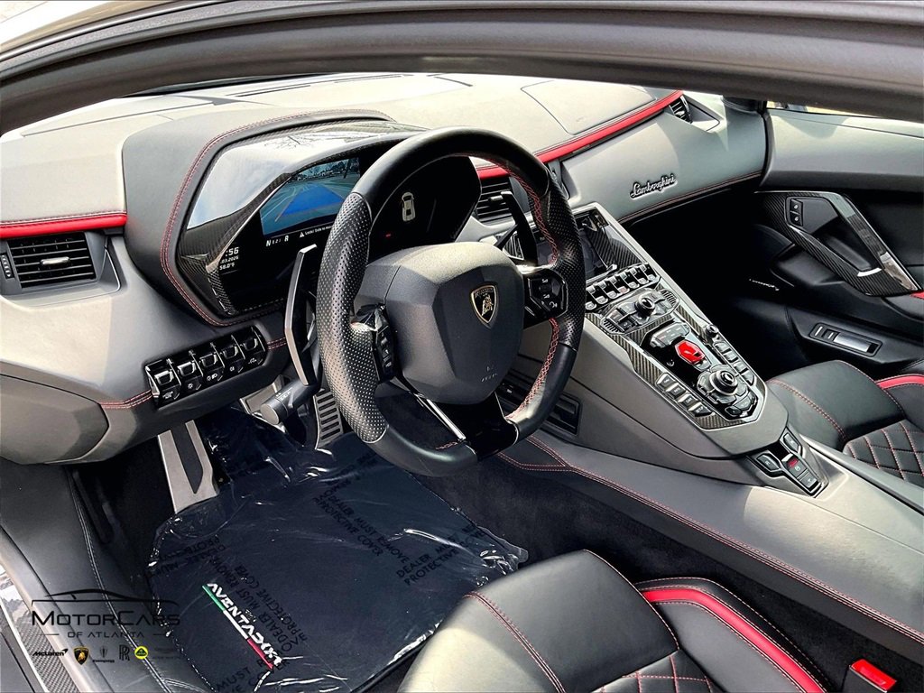 Used 2017 Lamborghini Aventador S image 12