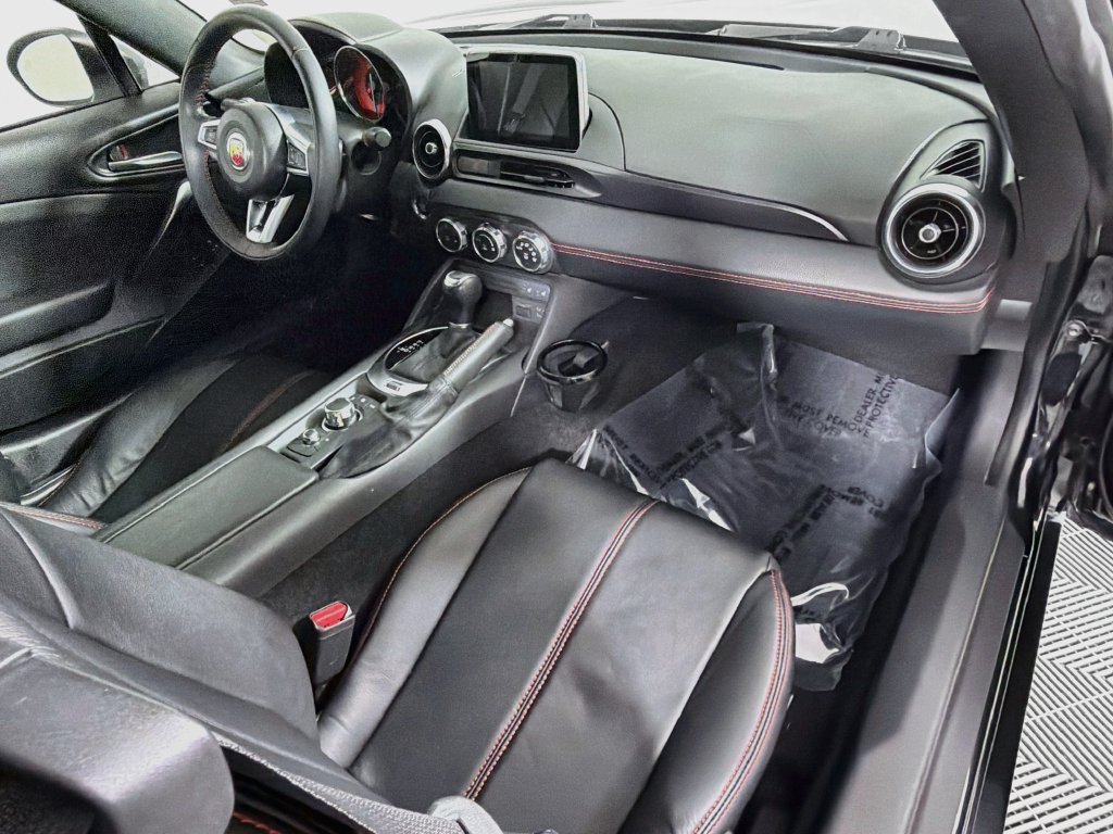 Used 2019 FIAT 124 Spider Abarth w/ Convenience Group RWD image 26