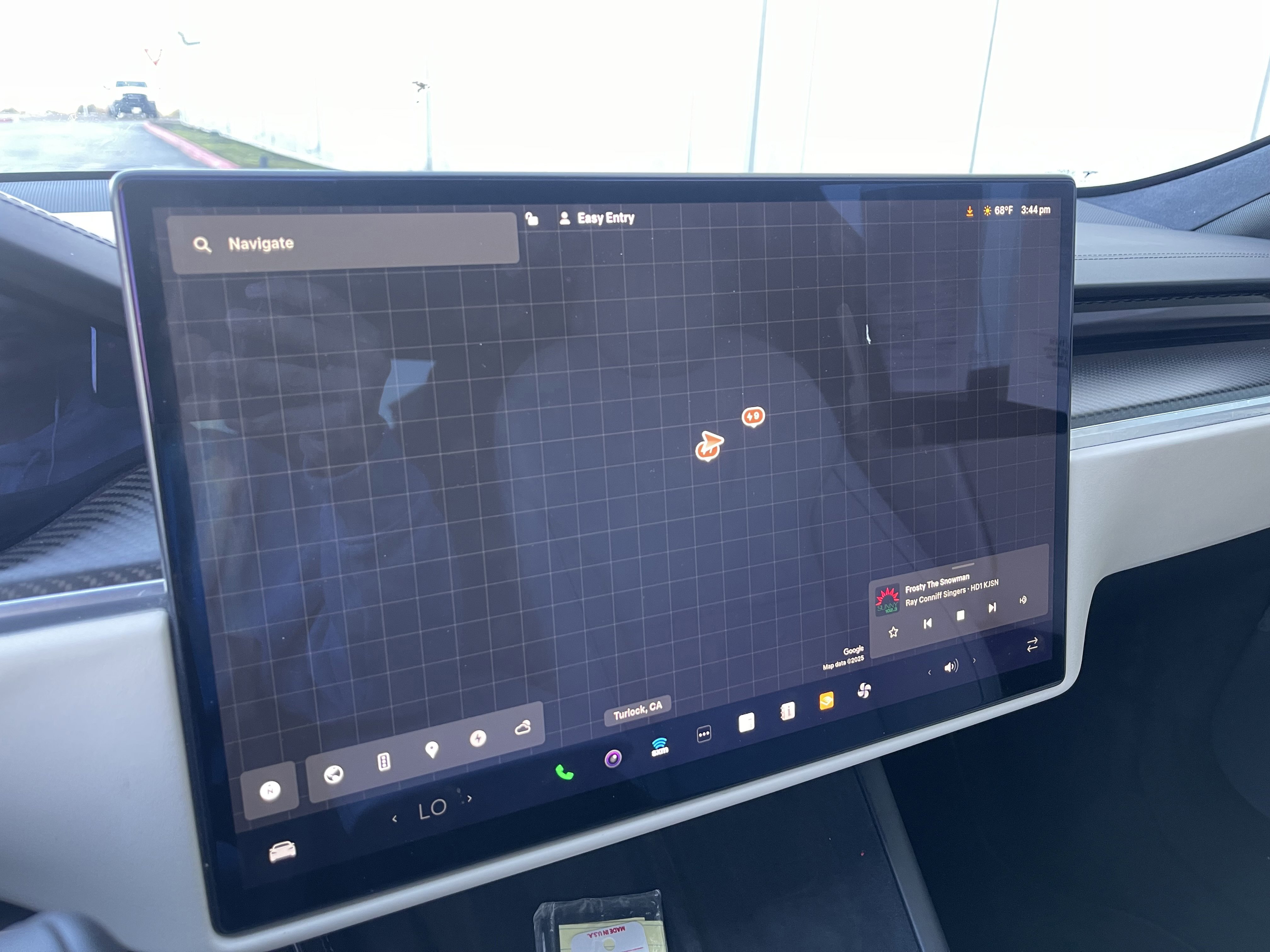 Used 2021 Tesla Model S Plaid image 34