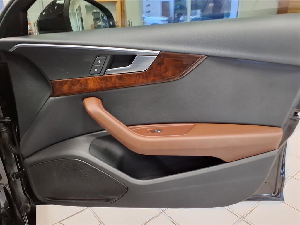 Used 2019 Audi A4 2.0T Premium w/ Convenience Package image 12