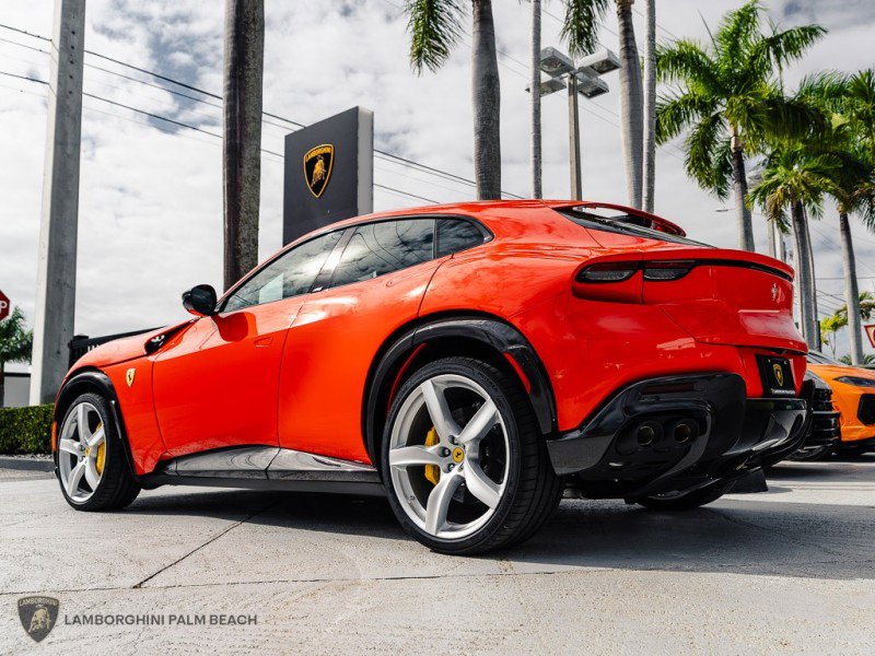 Used 2026 Ferrari Purosangue image 3