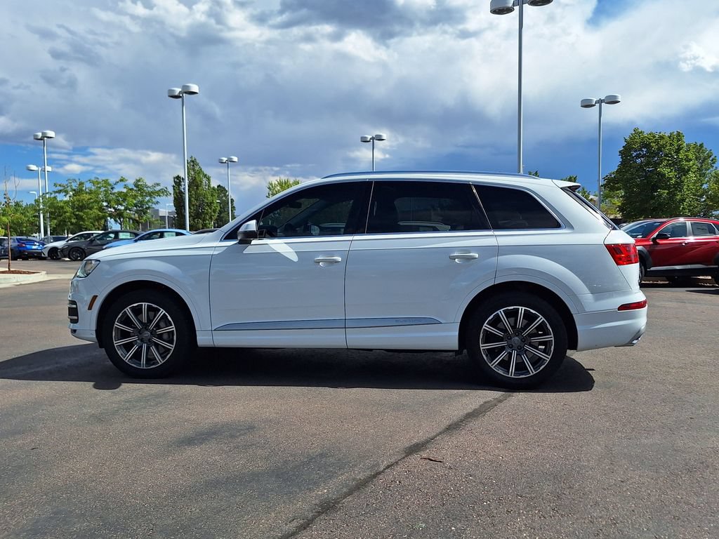 Used 2017 Audi Q7 3.0T Prestige AWD/4WD image 6