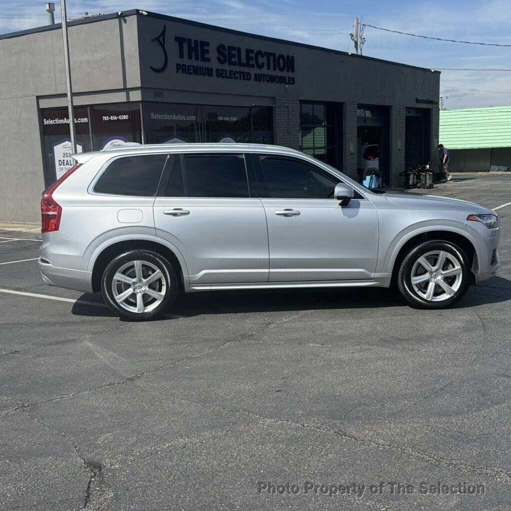 Used 2020 Volvo XC90 T6 Momentum AWD/4WD image 15