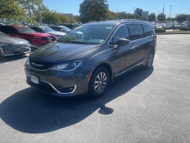 Certified 2020 Chrysler Pacifica Touring-L Plus image 1