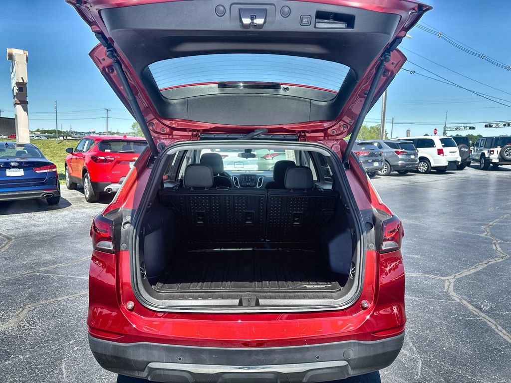 Used 2024 Chevrolet Equinox LT w/ LPO, Floor Liner Package FWD image 22