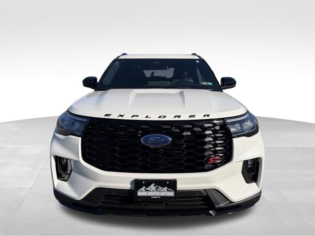 Used 2025 Ford Explorer ST AWD/4WD image 28