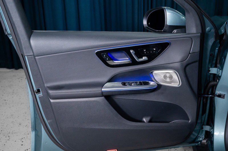 New 2026 Mercedes-Benz GLC 300 image 12