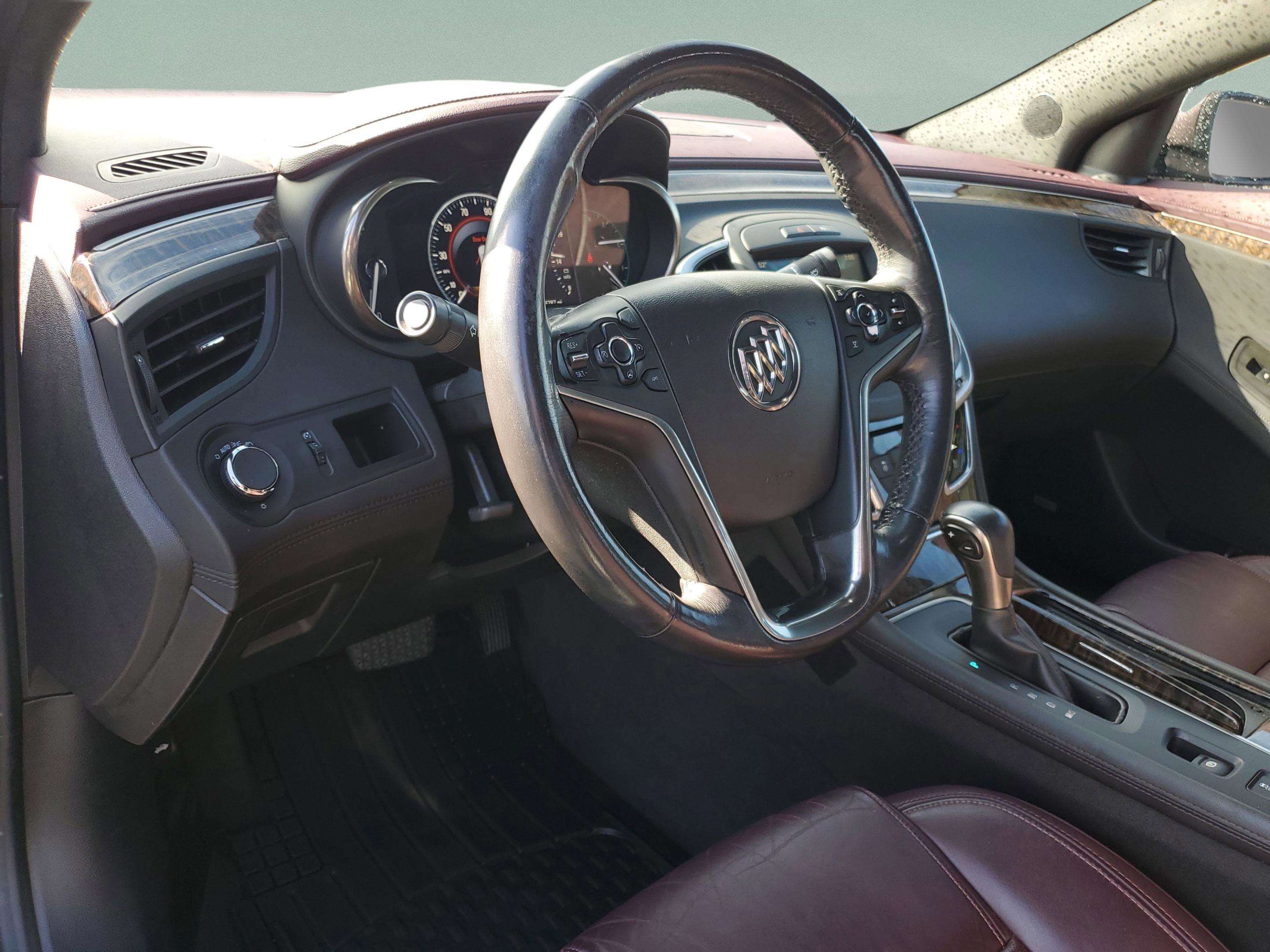 Used 2014 Buick LaCrosse Premium w/ Ultra Luxury Package FWD image 17