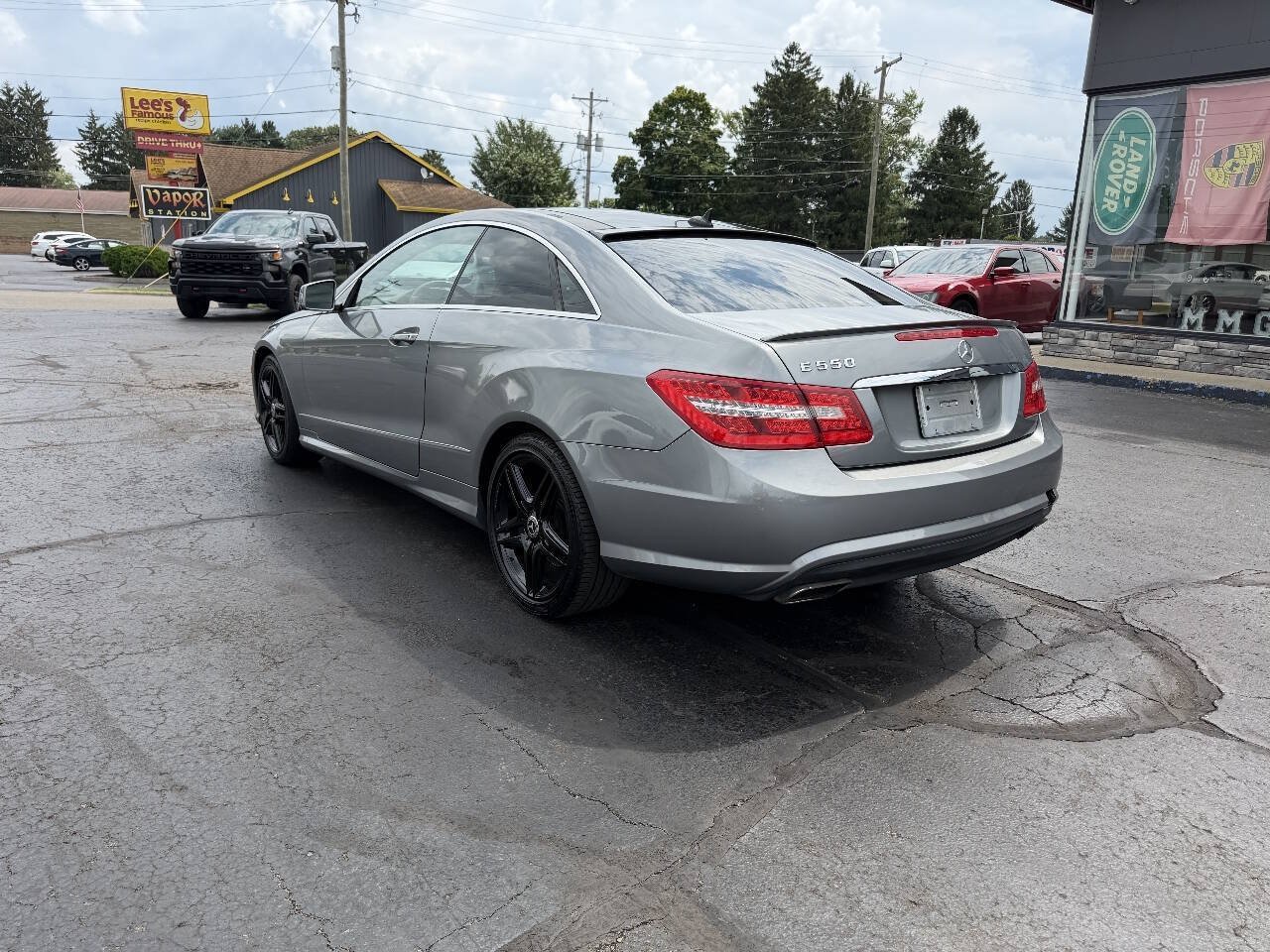 Used 2011 Mercedes-Benz E 550 Coupe image 4