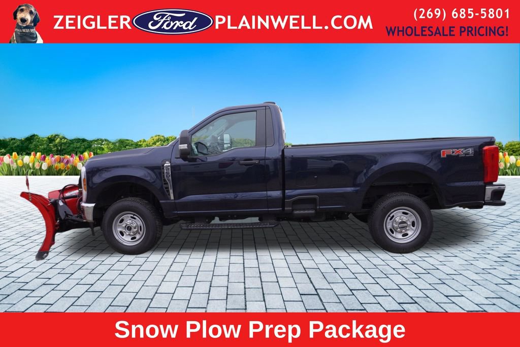 Used 2024 Ford F250 XL w/ FX4 Off-Road Package image 2