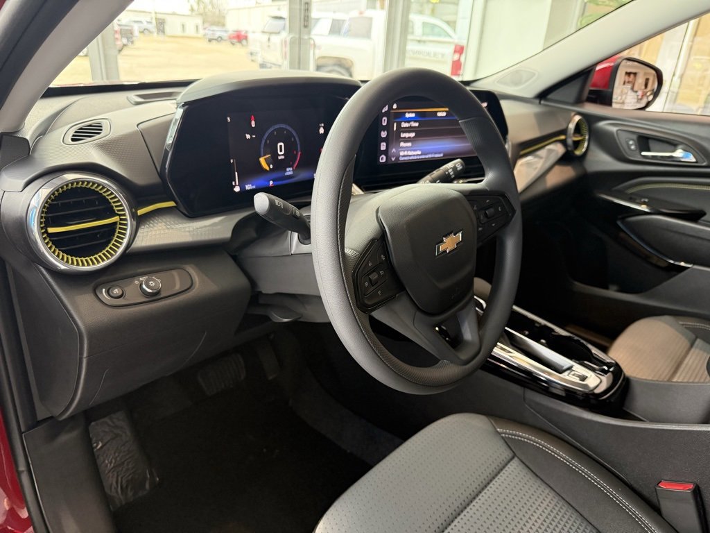 New 2026 Chevrolet Trax LT image 4