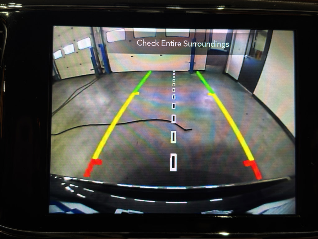 Used 2020 Jeep Grand Cherokee Summit image 33