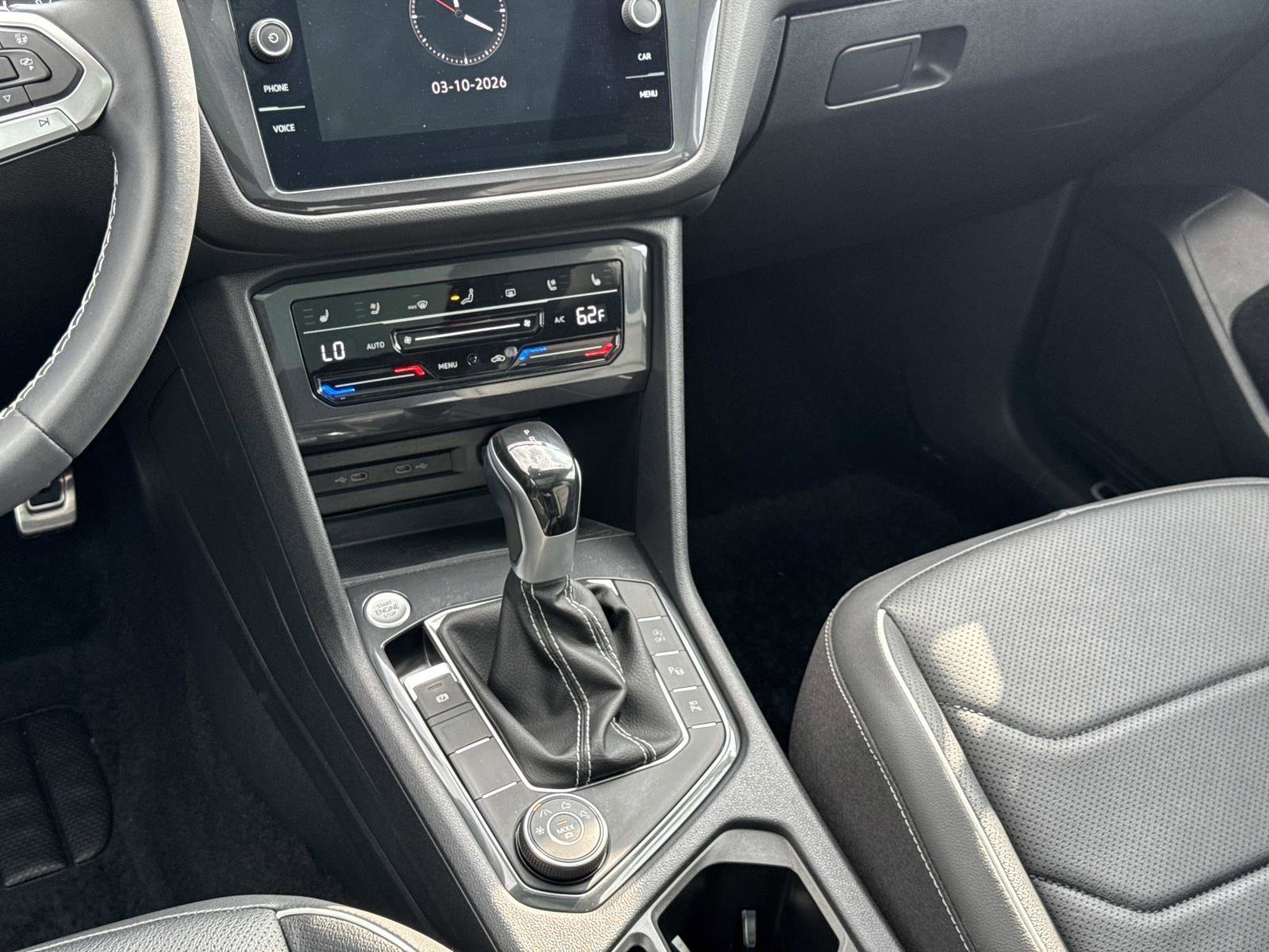 Certified 2023 Volkswagen Tiguan SEL R-Line image 10