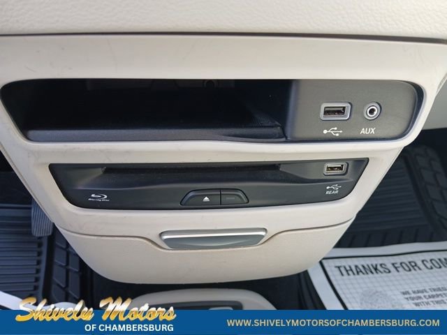 Used 2017 Chrysler Pacifica Touring-L Plus w/ Advanced Safetytec Group image 29