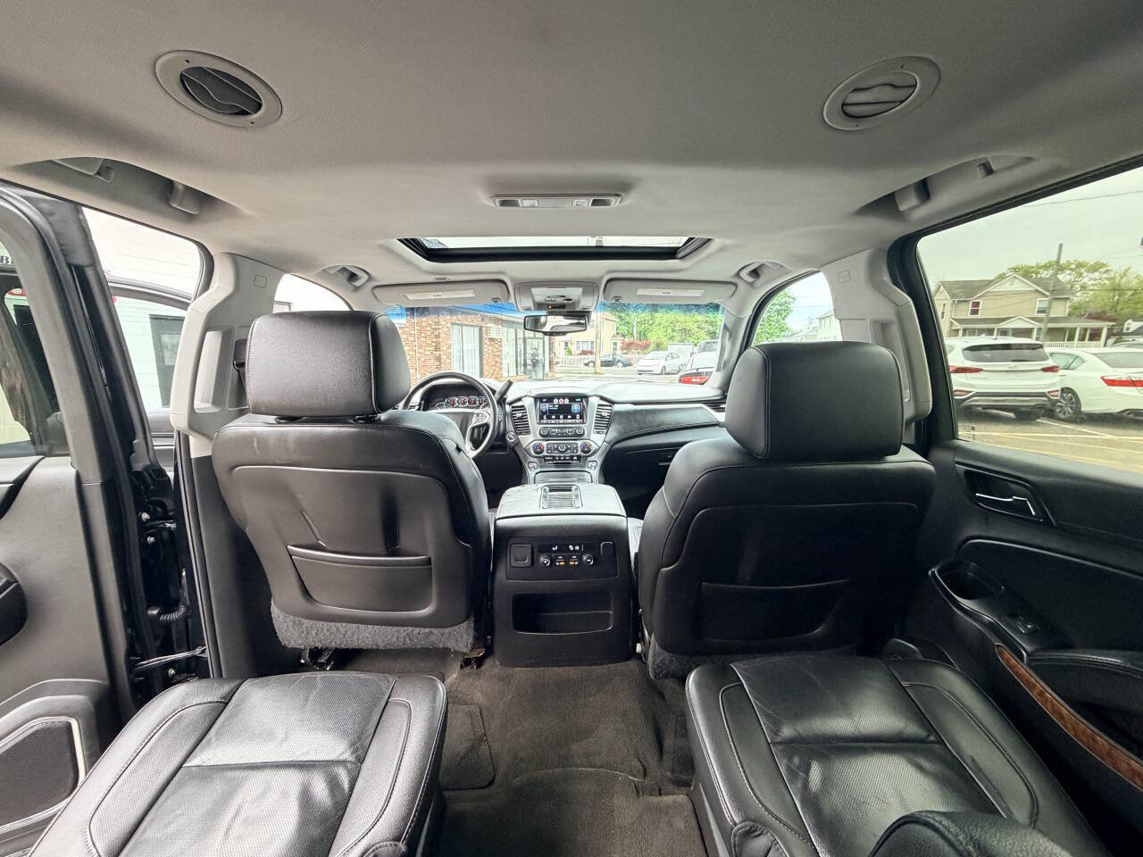 Used 2015 Chevrolet Suburban LTZ AWD/4WD image 25