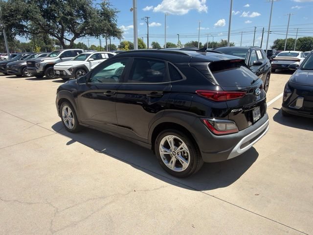 Certified 2023 Hyundai Kona SEL w/ Cargo Package AWD/4WD image 4