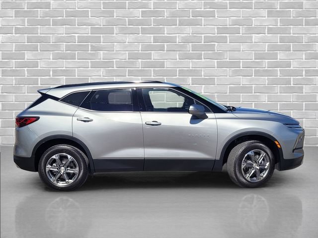 Certified 2023 Chevrolet Blazer LT w/ LPO, Cargo Package FWD image 4