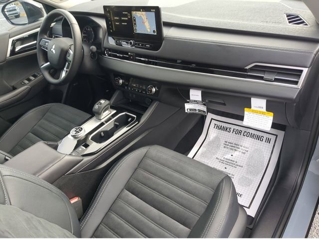 New 2026 Mitsubishi Outlander AWD image 15