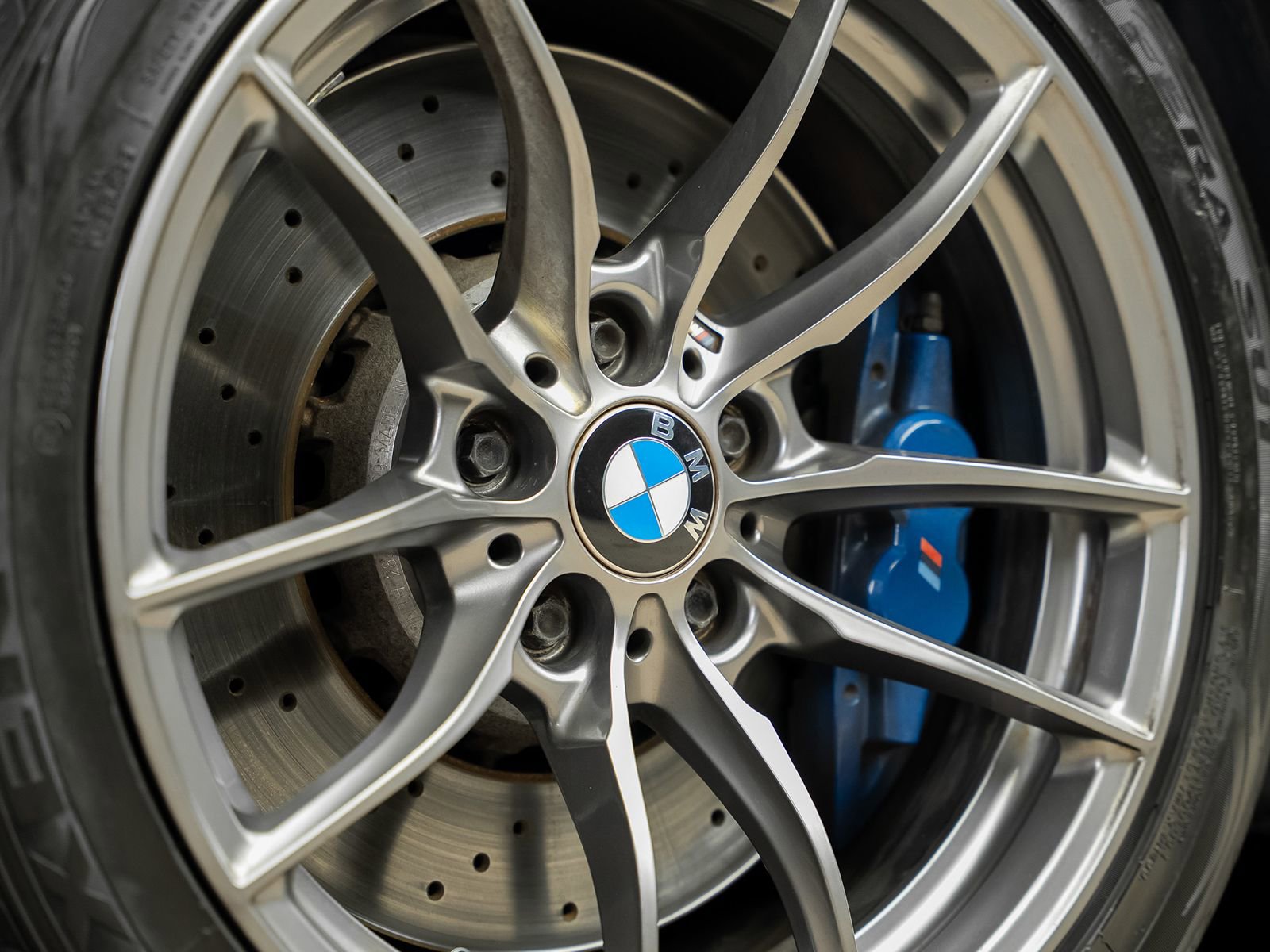 Used 2015 BMW M4 Convertible image 6