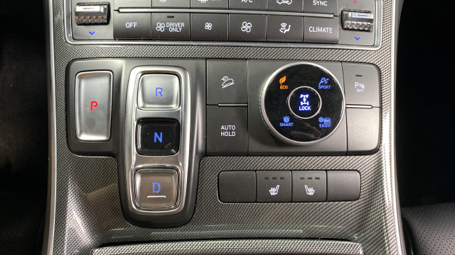 Used 2023 Hyundai Santa Fe SEL Premium AWD/4WD image 19