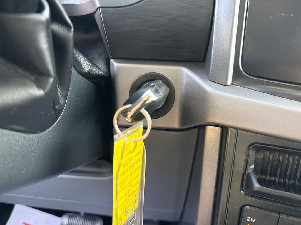 Used 2025 Ford F150 XLT w/ Equipment Group 301A Standard image 18