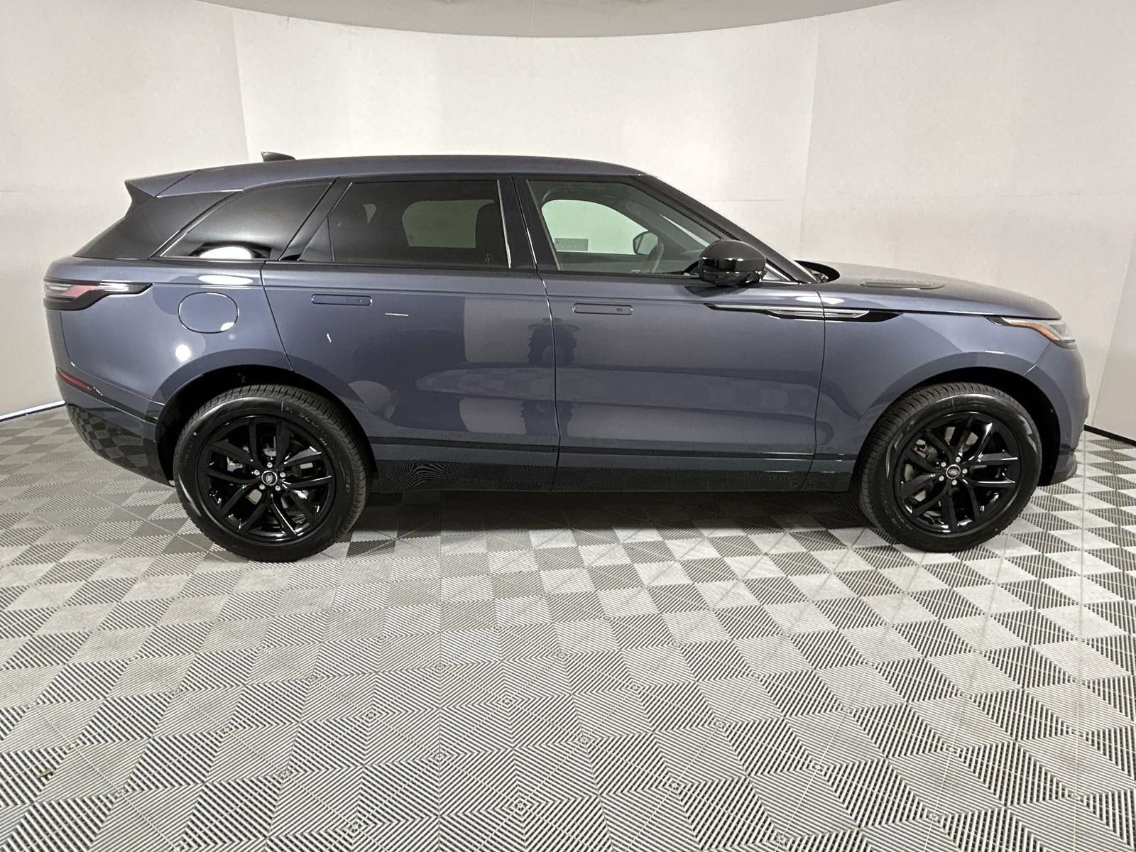 Certified 2026 Land Rover Range Rover Velar Dynamic SE image 6