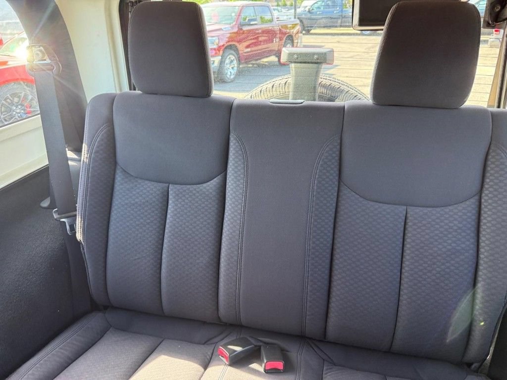 Used 2013 Jeep Wrangler Sport AWD/4WD image 6