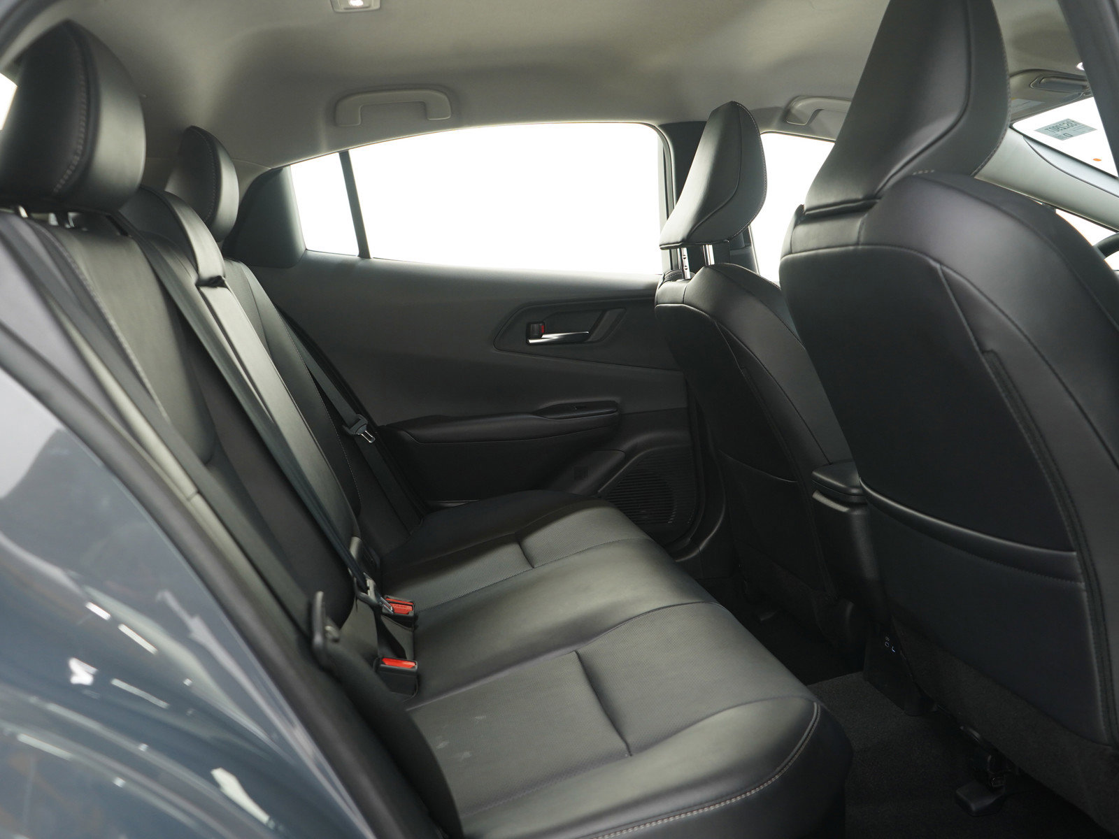 Used 2024 Toyota Prius XLE image 12