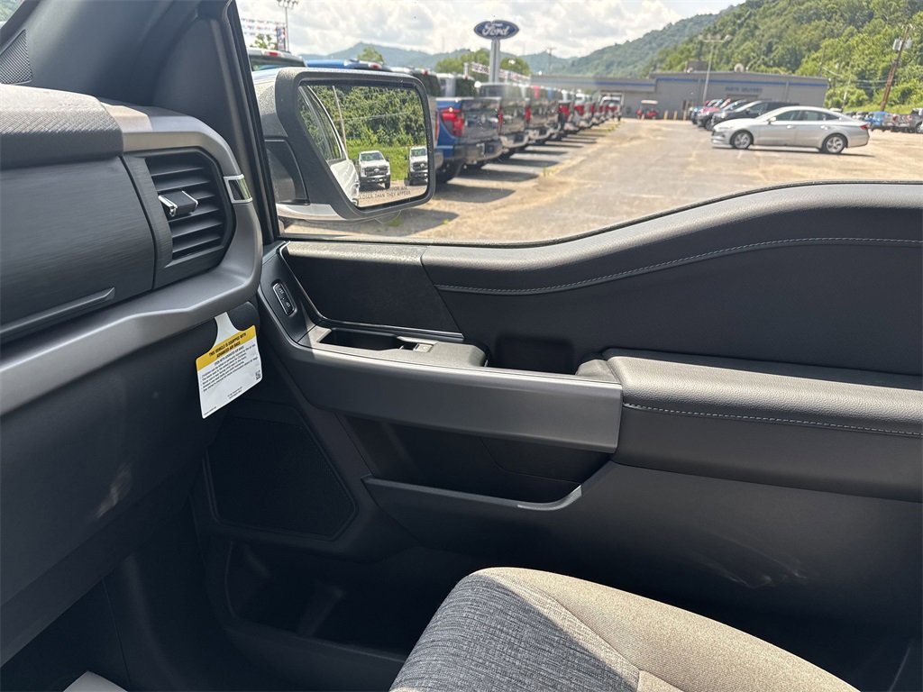 New 2025 Ford F150 XLT w/ Equipment Group 302A MID image 23