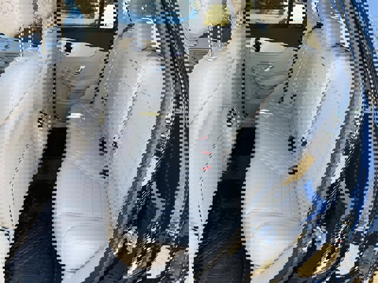 Used 2022 Mercedes-Benz GLC 300 image 26