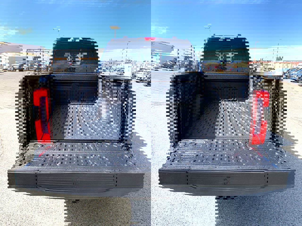 New 2025 Ford F250 Platinum image 38