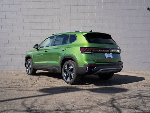 New 2026 Volkswagen Taos SE AWD/4WD image 4