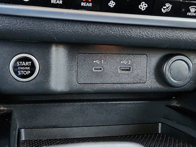 Used 2021 Nissan Rogue SL w/ Premium Package FWD image 19