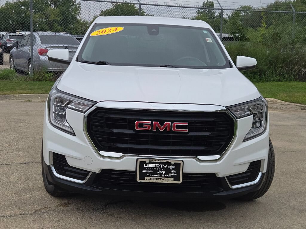 Used 2024 GMC Terrain SLE FWD image 6