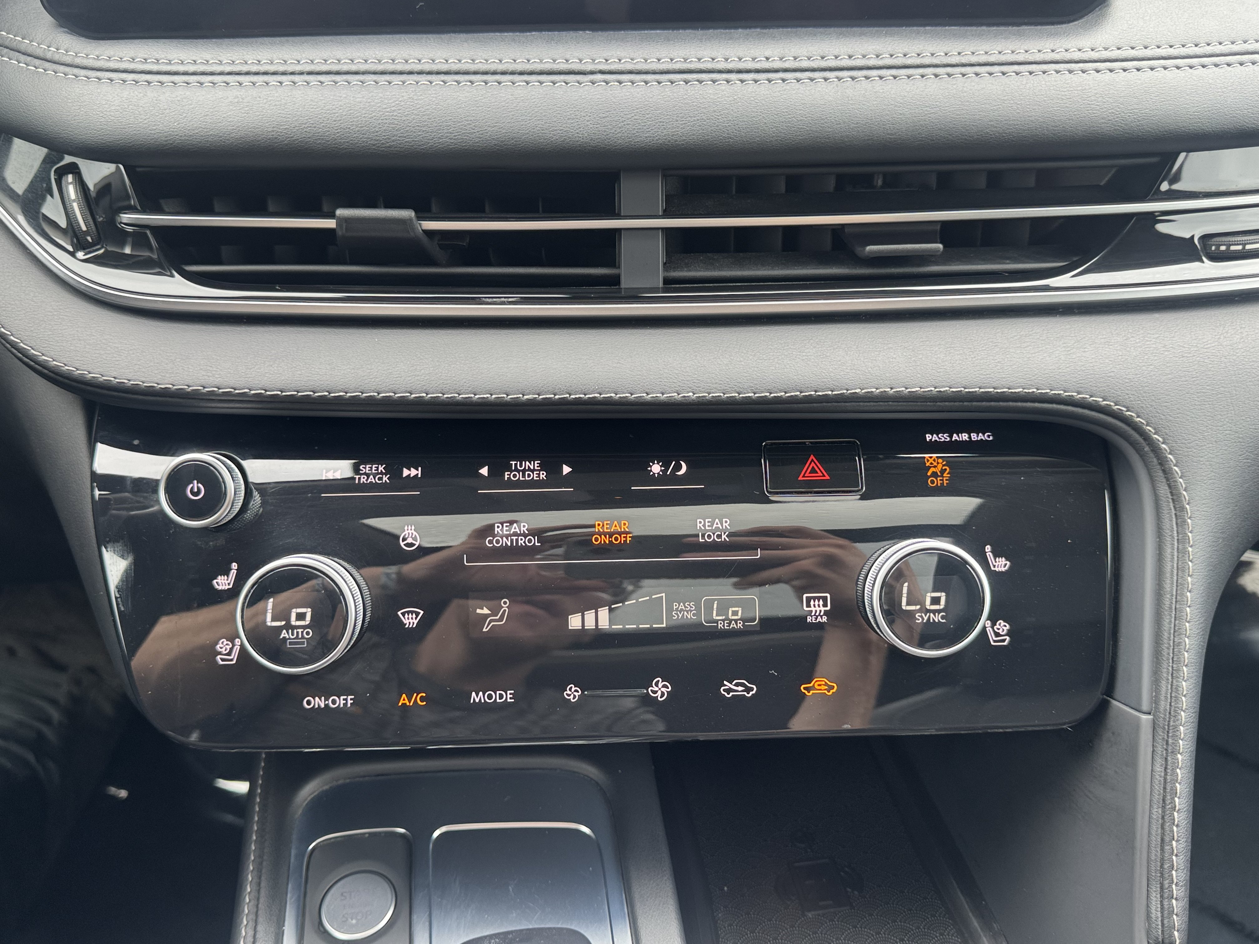 Used 2023 INFINITI QX60 Luxe AWD/4WD image 31