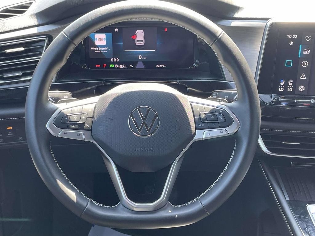 Used 2025 Volkswagen Atlas Cross Sport SE FWD image 22