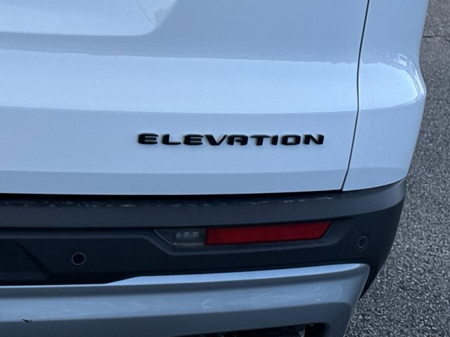 Used 2024 GMC Acadia Elevation AWD/4WD image 12