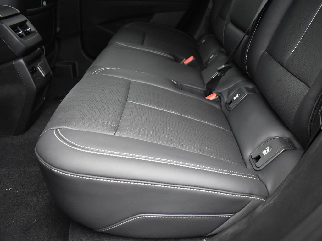 New 2026 Cadillac Optiq Sport 2 w/ LPO, Floor Liner Package image 26