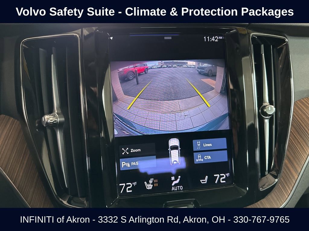 Used 2021 Volvo XC60 T5 Momentum w/ Premium Package image 6