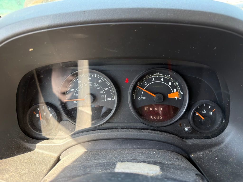 Used 2014 Jeep Patriot Latitude FWD image 9