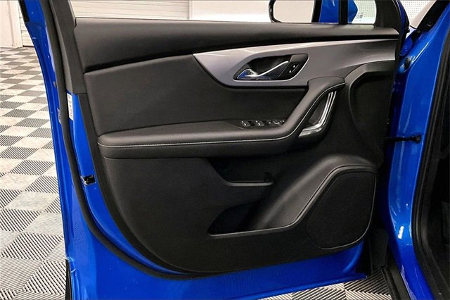 Used 2025 Chevrolet Blazer LT image 17