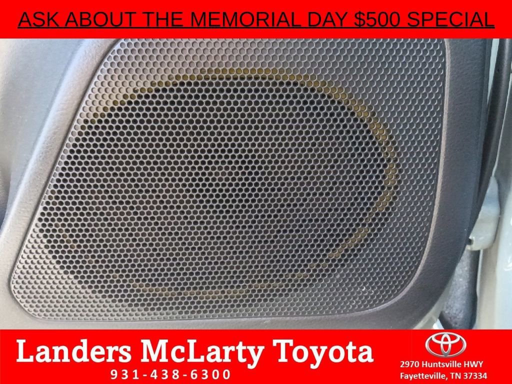 Used 2023 Toyota Tacoma TRD Off-Road AWD/4WD image 13