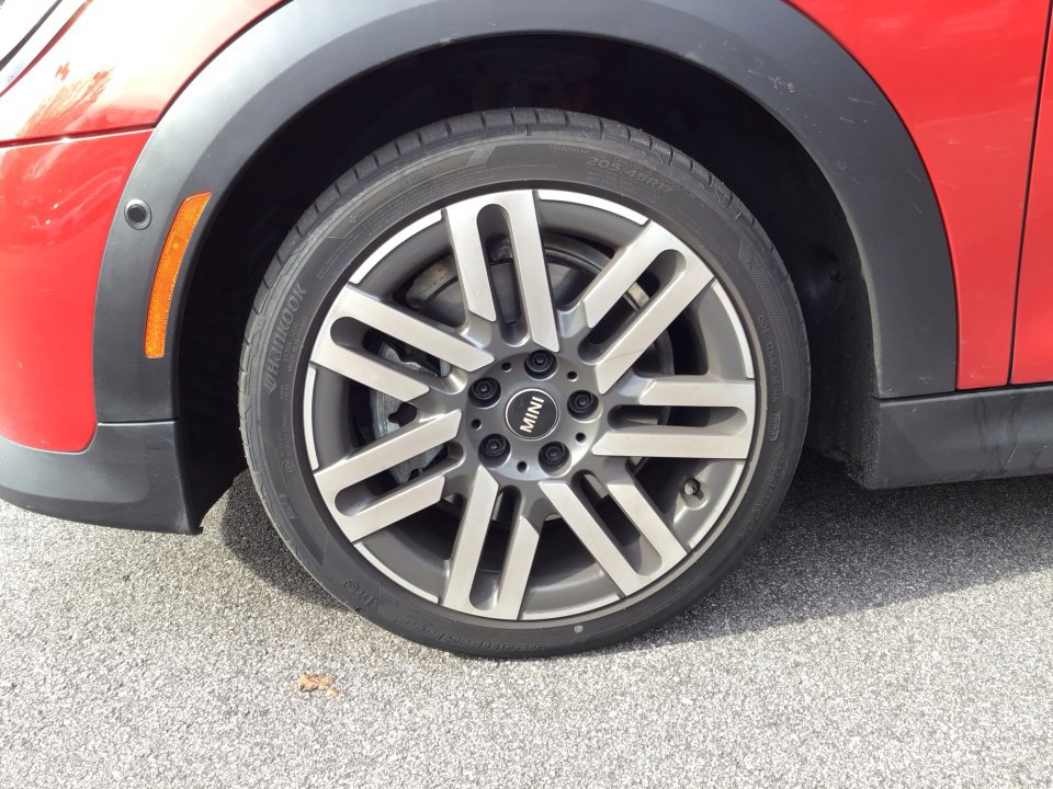 Certified 2025 MINI Cooper S image 27