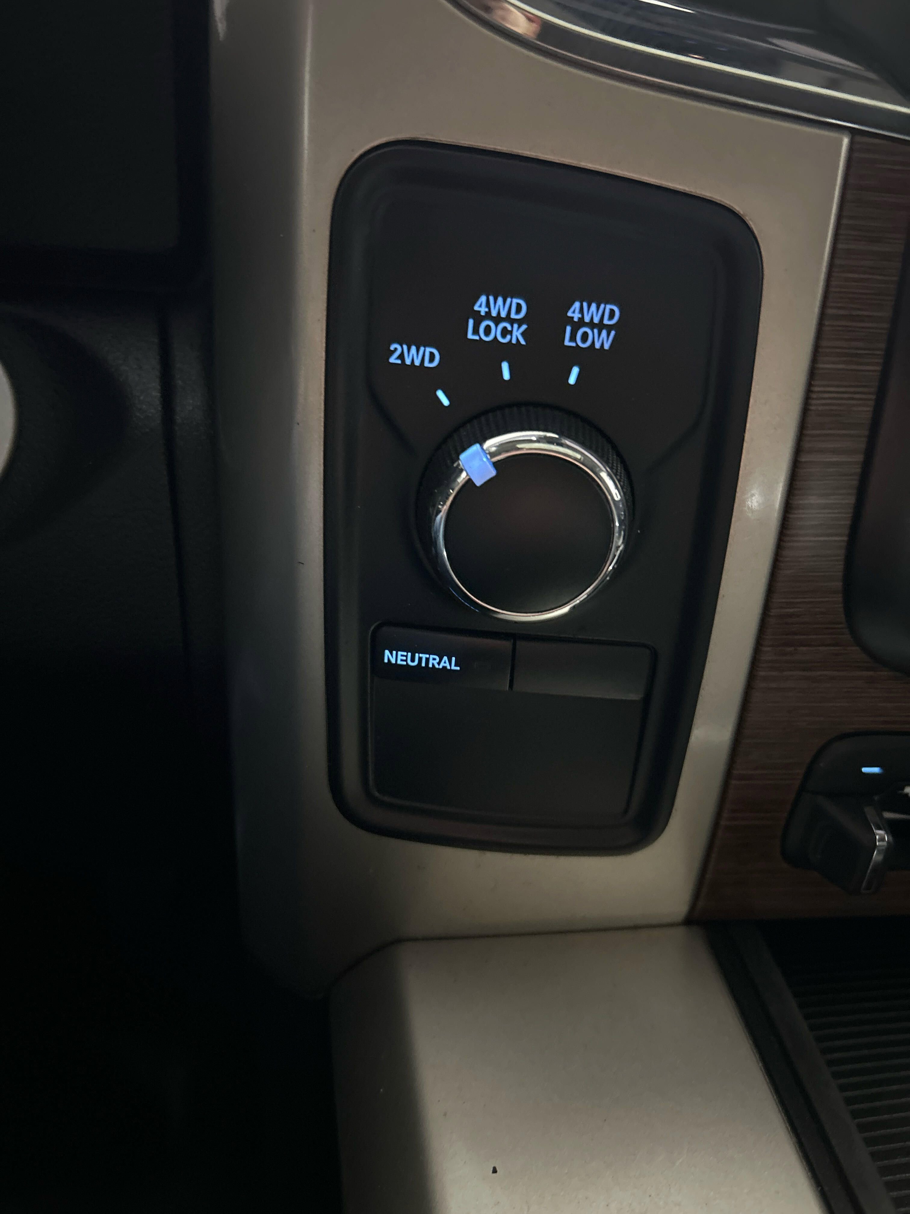 Used 2015 RAM 2500 Laramie image 14