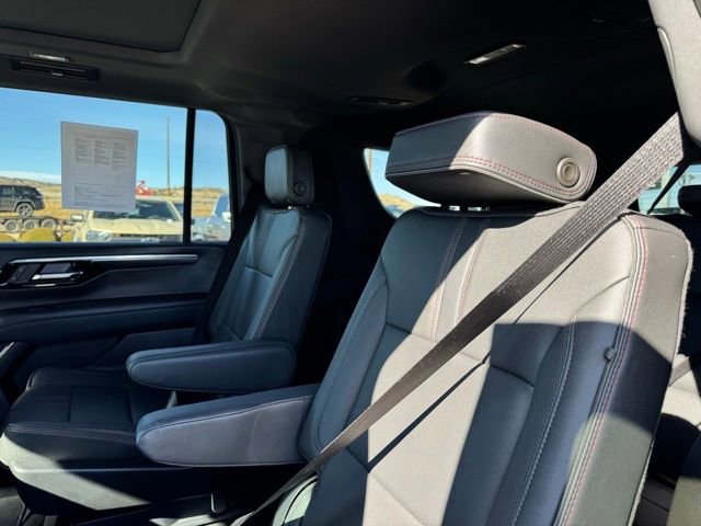 Used 2025 Chevrolet Suburban RST w/ RST Capability Package image 18