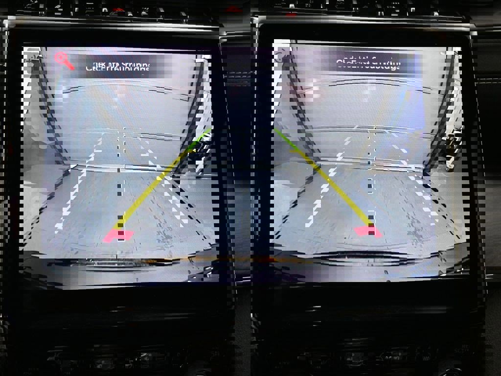 Used 2023 Jeep Grand Cherokee Overland image 18