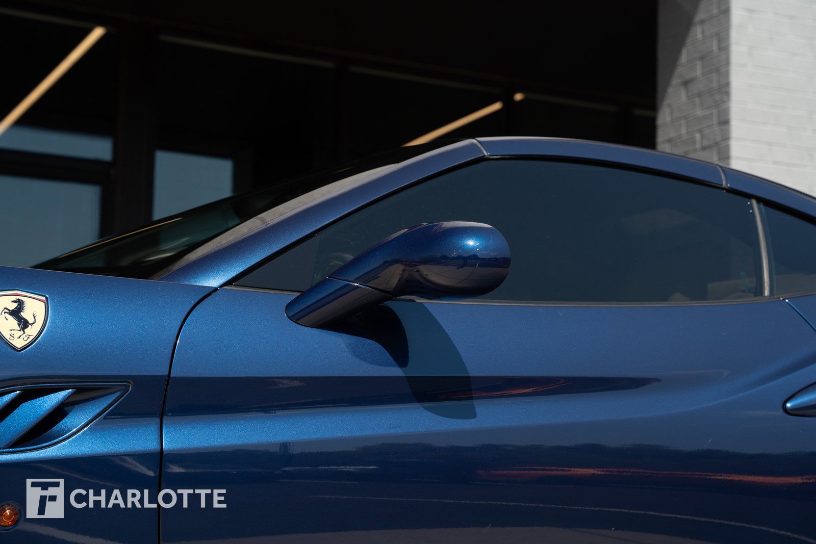 Used 2011 Ferrari California image 10