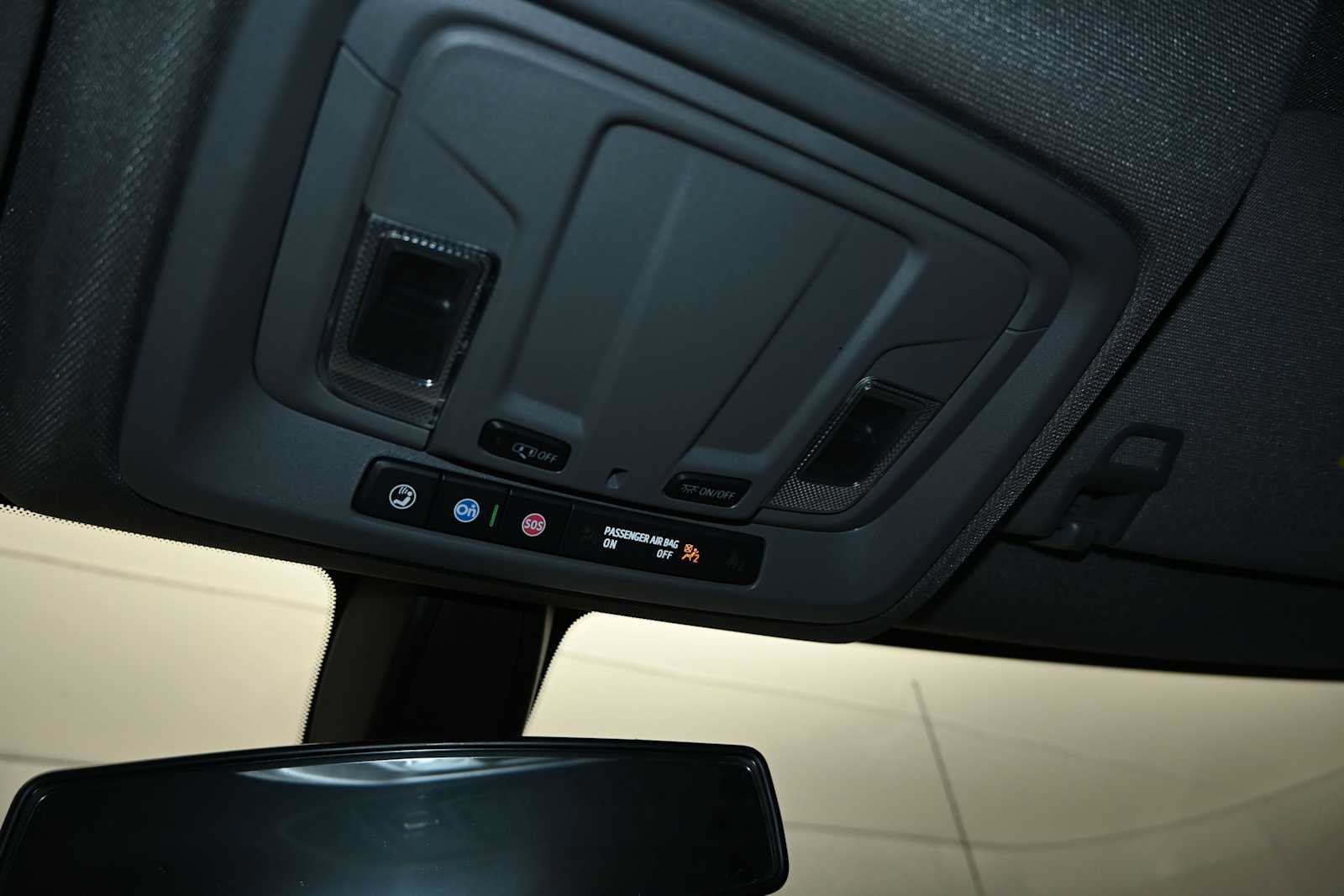 Used 2021 Chevrolet Silverado 1500 LT AWD/4WD image 31