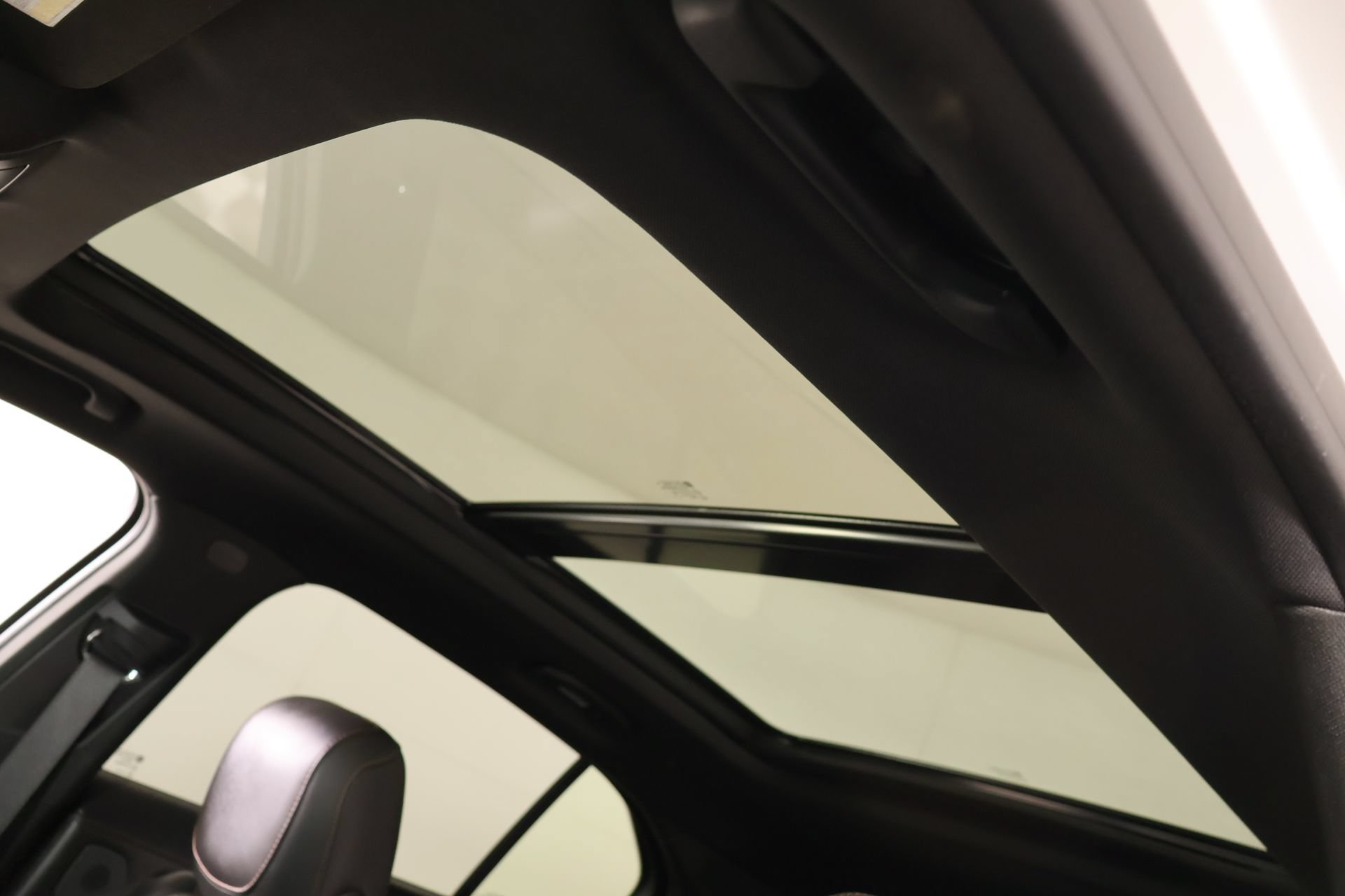 Used 2019 Cadillac XT4 Sport FWD image 15